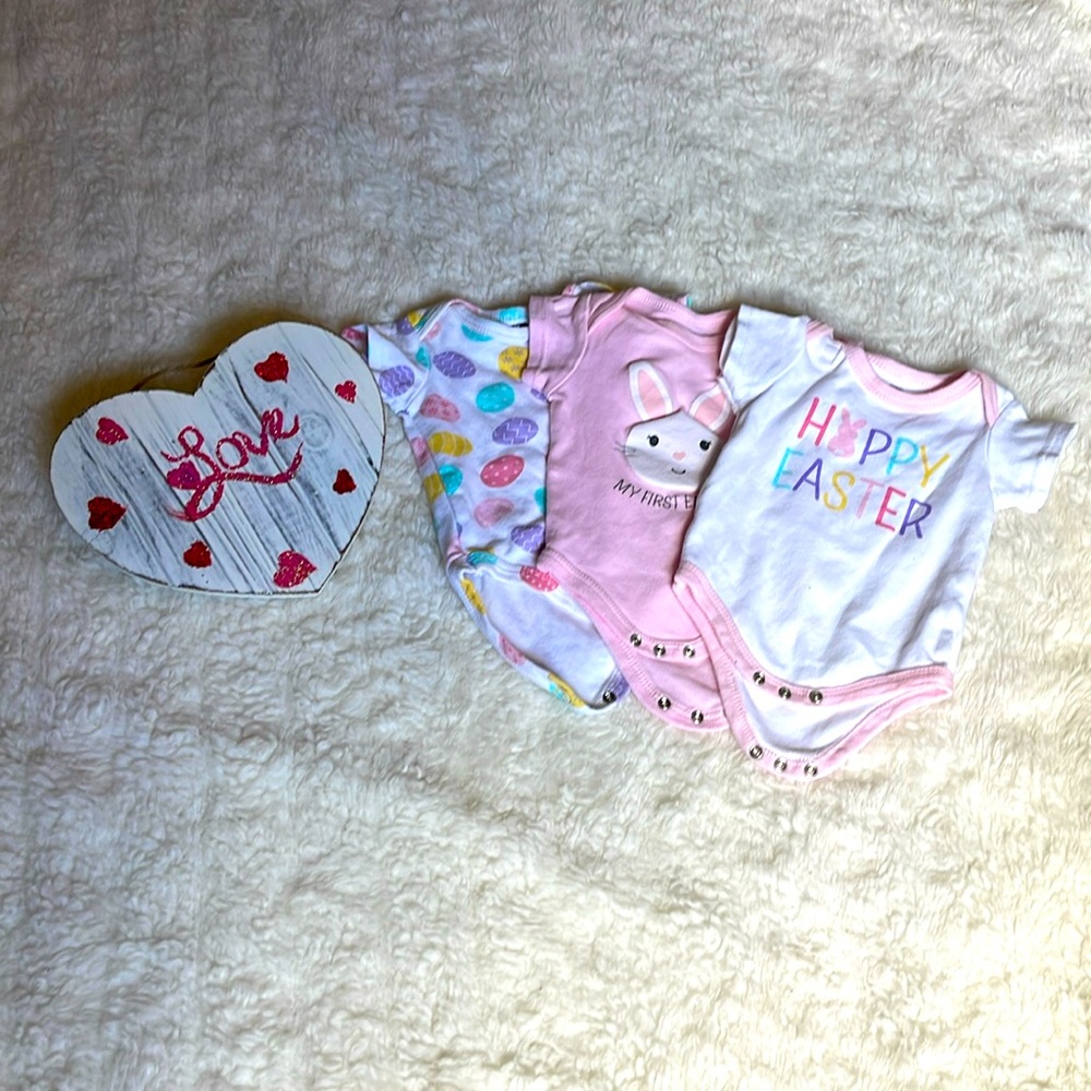 Three Easter onesies for Baby Girl 0-3 months